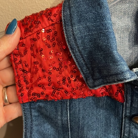 Youth girls stretch denim Vest with red sequins shoulders  button front 10/12 MC - Picture 3 of 9
